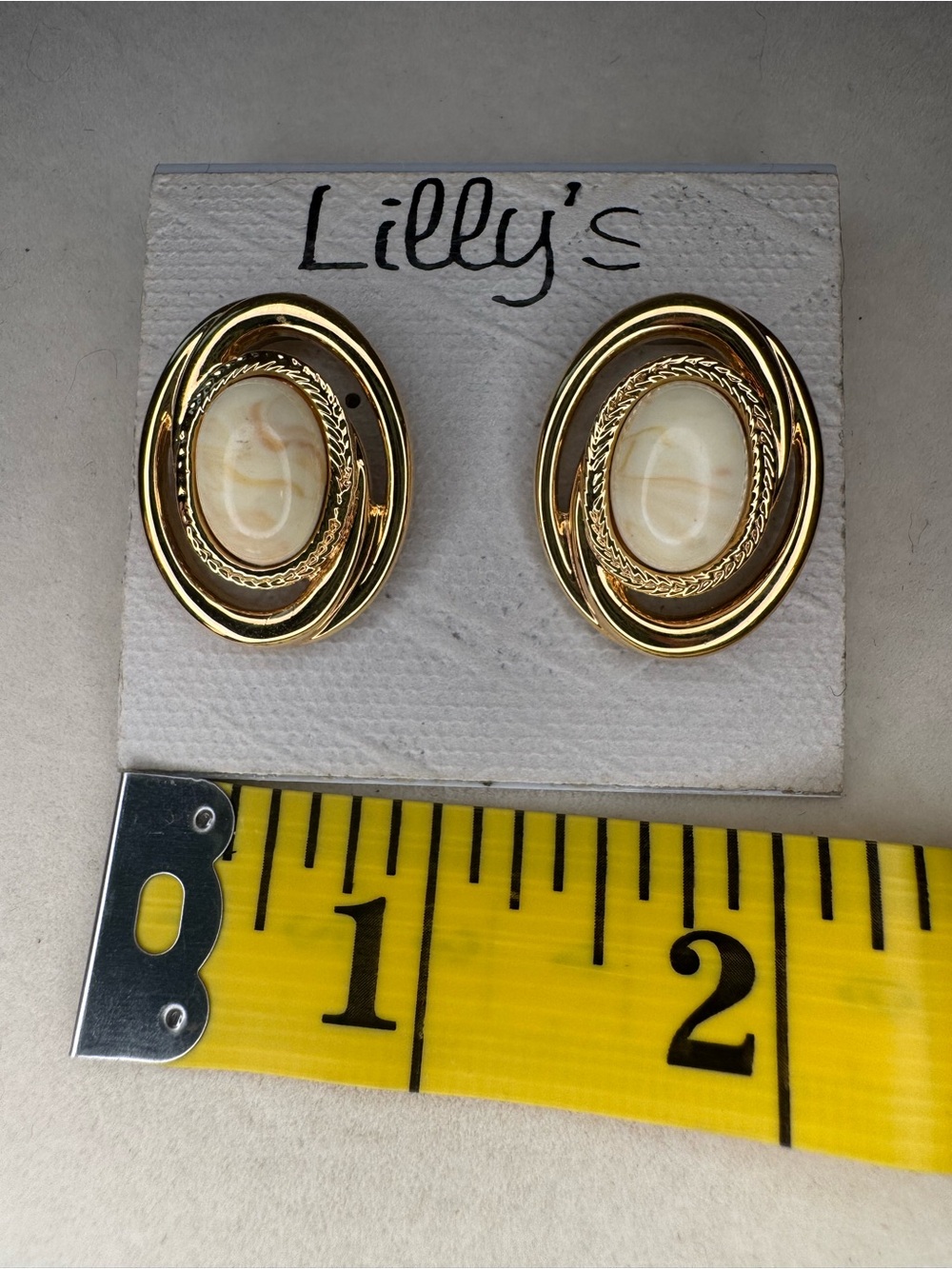 New Lilly’s Gold tone Oval Shell Inlay Earrings - Picture 2 of 2